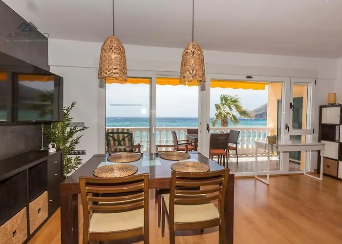 Castillo Beachfront Seaviews