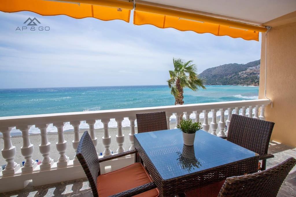 Apartment Castillo Beachfront Seaviews *